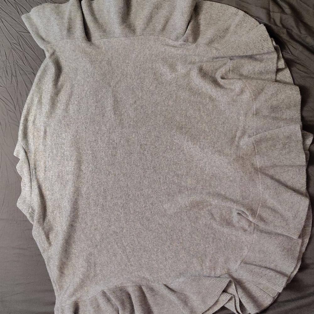 ❄️Ann Taylor 100% Cashmere Ruffle Waterfall Cardigan - Picture 4 of 8